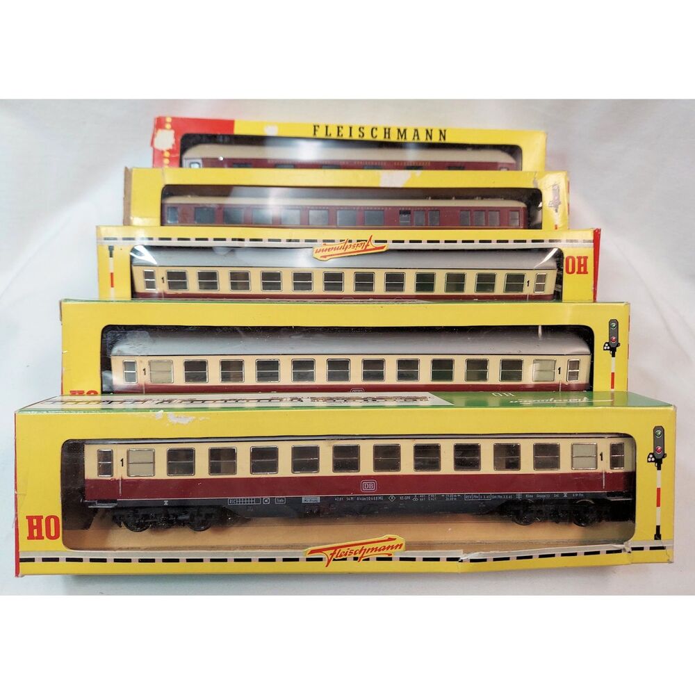 FLEISCHMANN PASSENGER CAR 5 pc Set HO VINTAGE 1960 Sleeper Diner 1500T 1503 1505